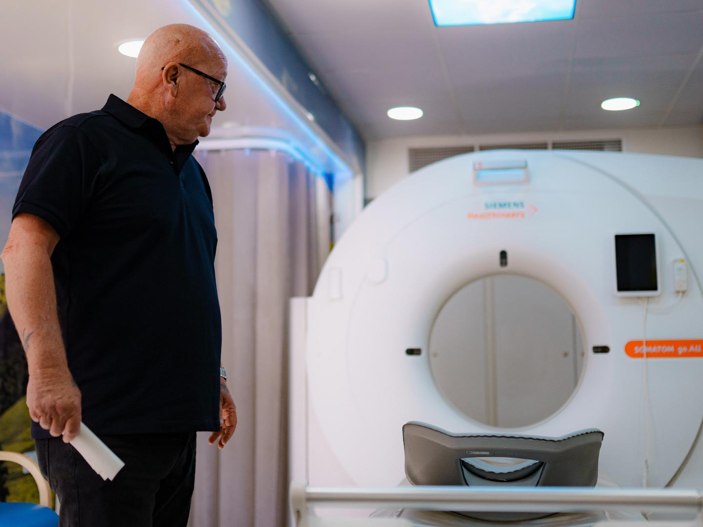 CT-Scanner in a mobile screening unit