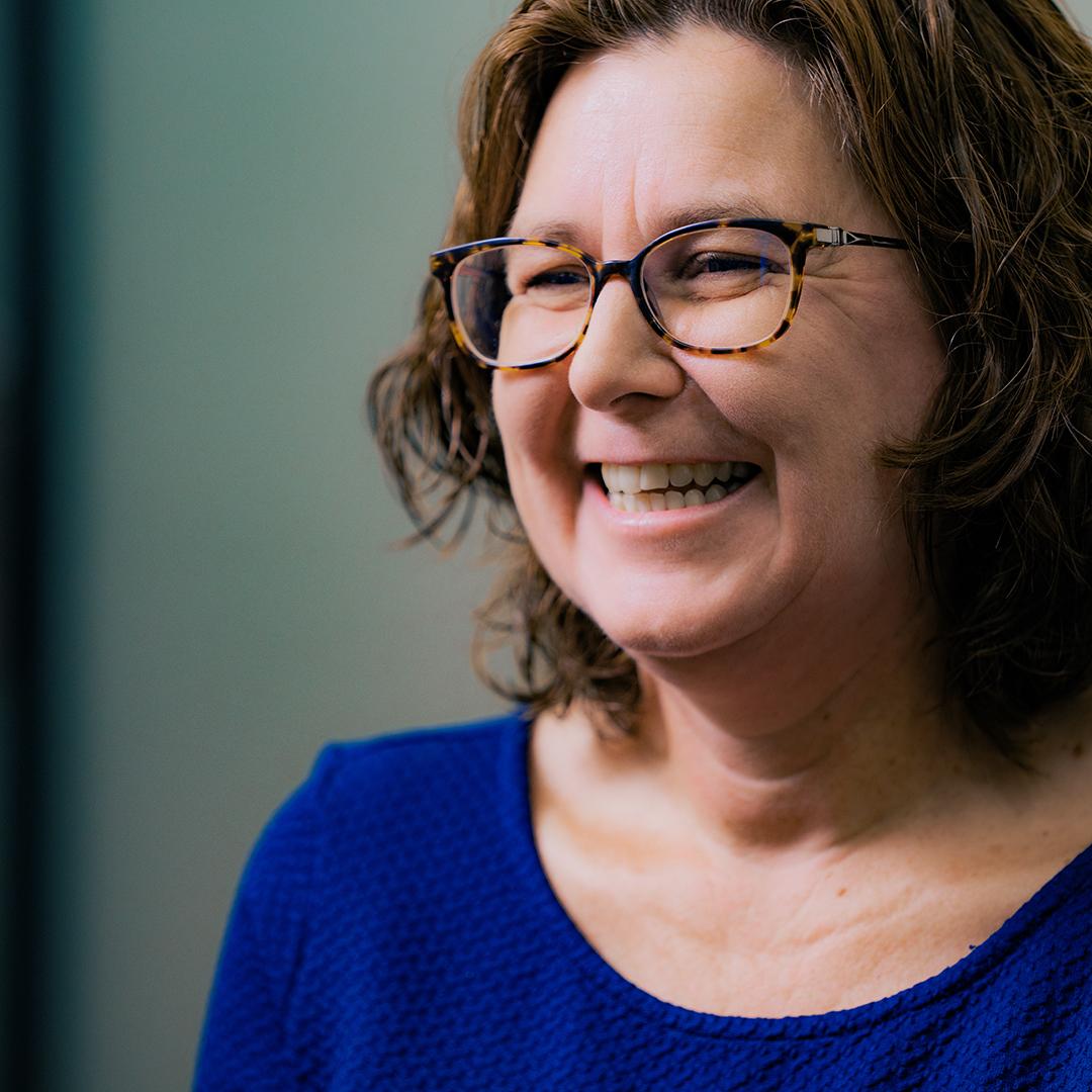 Portait picture of Femke de Theije smiling